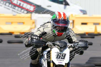 media/Sep-25-2023-Moto Forza (Mon) [[81ffa65e0a]]/Around the Pits/